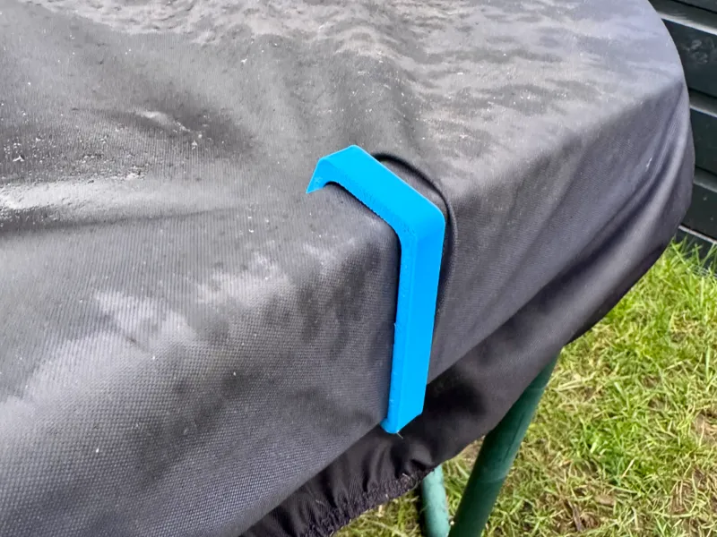 Tuff Tray rain cover clips