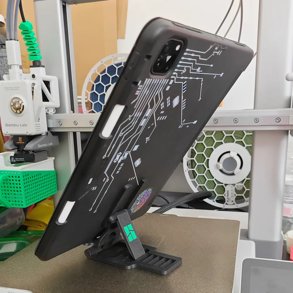 Adjustable Foldable Phone Stand - Free 3D Print Model - MakerWorld