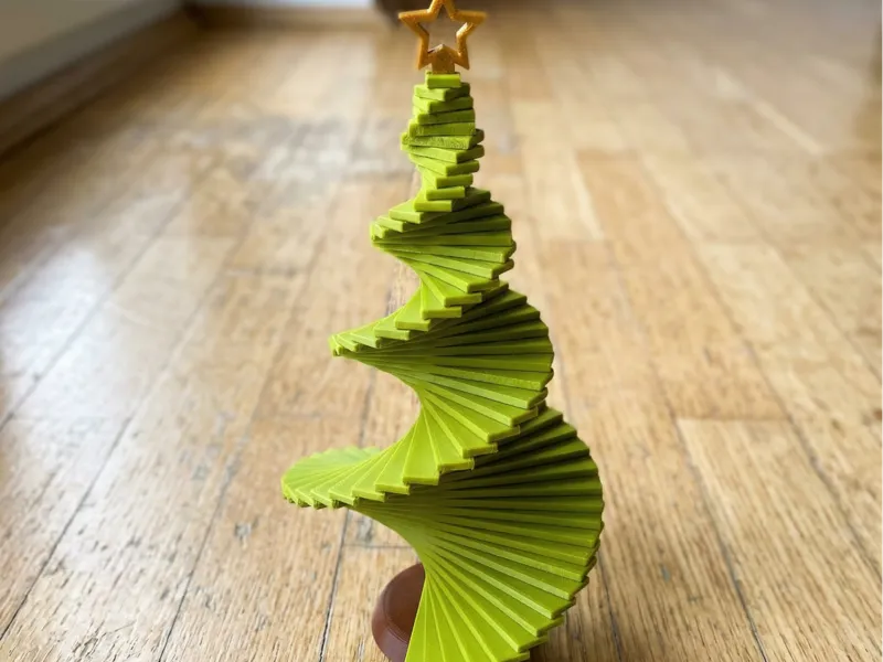 Sapin de Noël en spirale