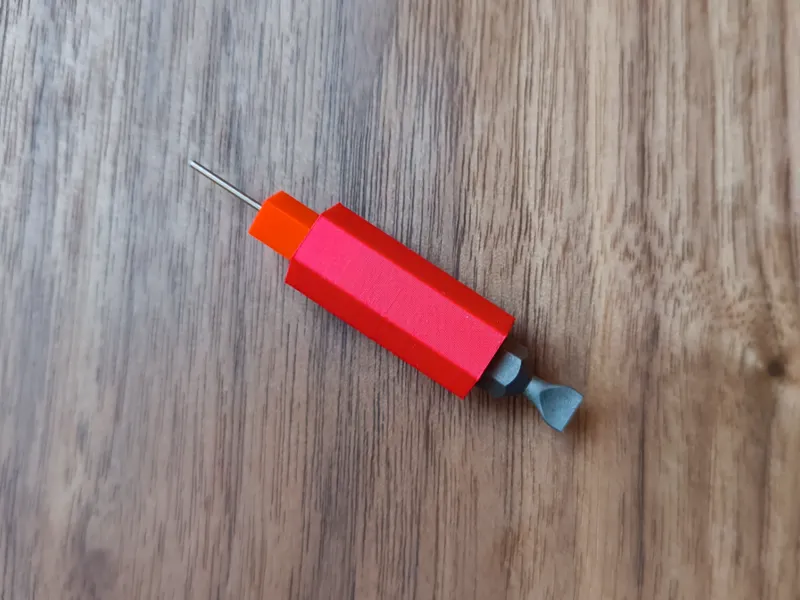 Cacciavite - CMF Phone
