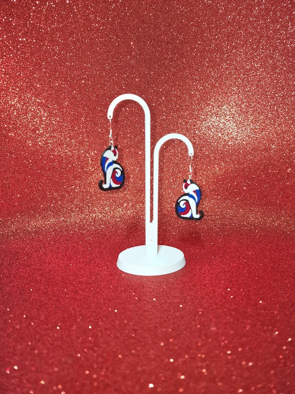 Independence day cat earrings view 3