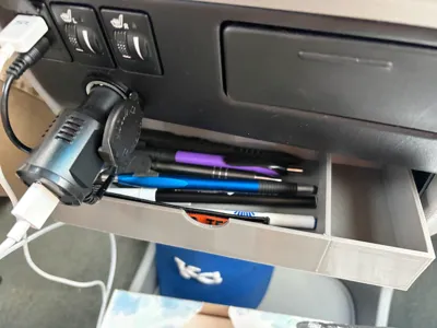 Toyota Sienna dash storage box