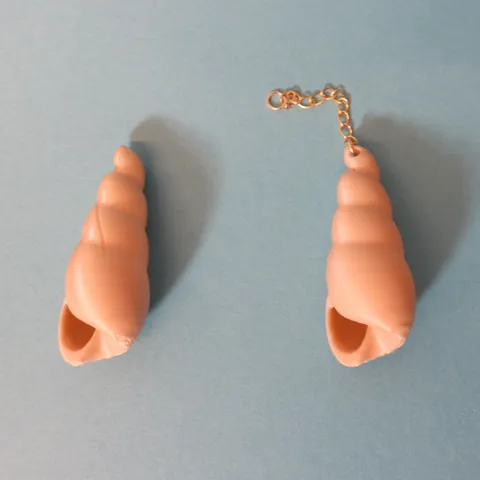 Shell and Shell Keychain view 2