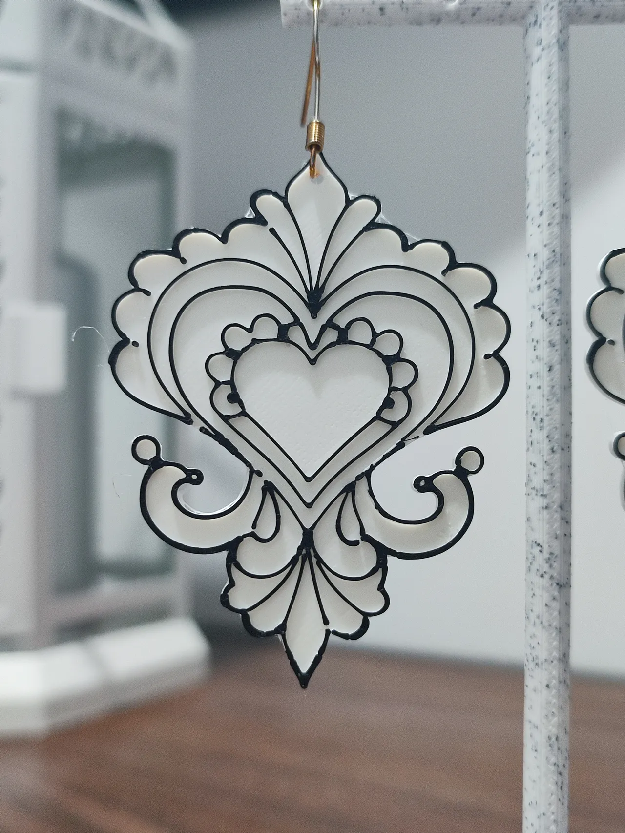 Aretes Corazón de Versalles view 3