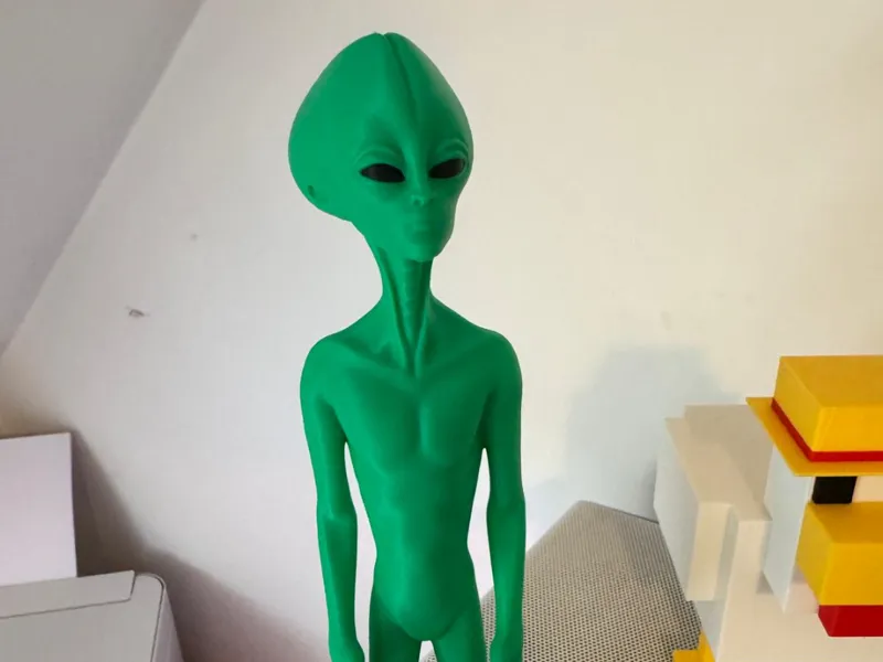Little Green Alien Visitor Desktop Buddy