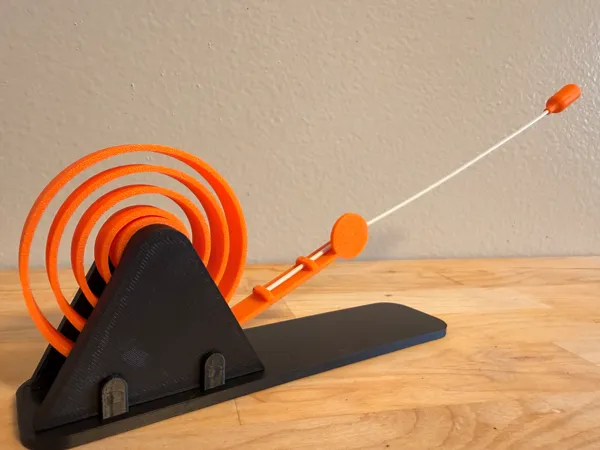 Pounce-a-pult, jouet à ressort pour chat