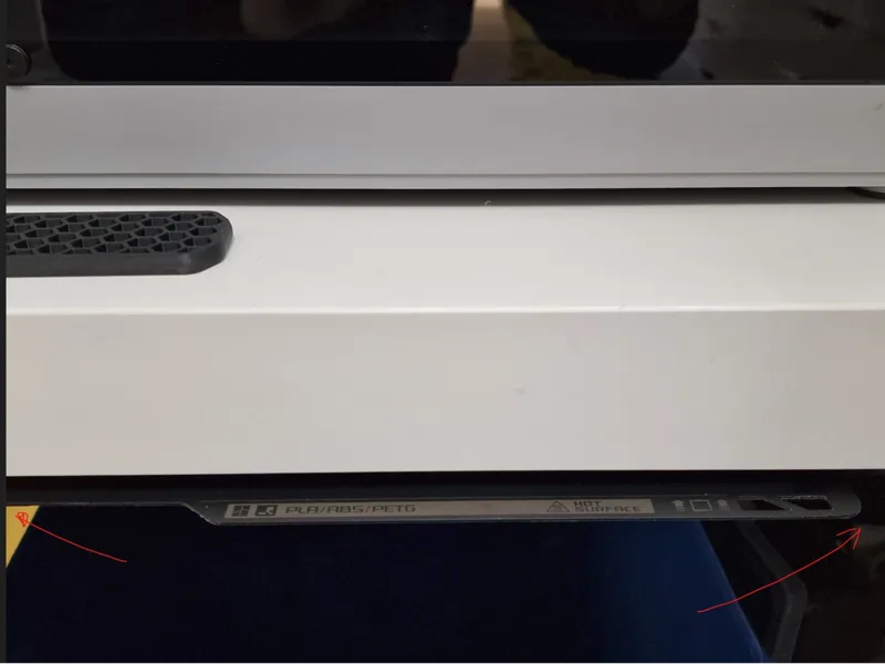 Buildplate holder 3x with holes for under desk