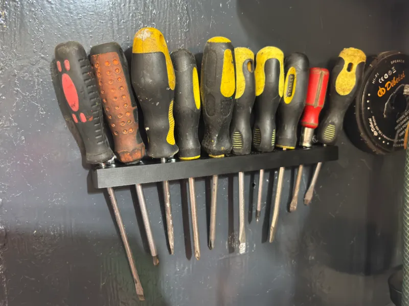 Simple Screwdriver holder