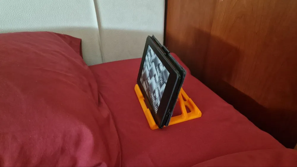 Kindle Paperwhite Stand by Trigun MakerWorld