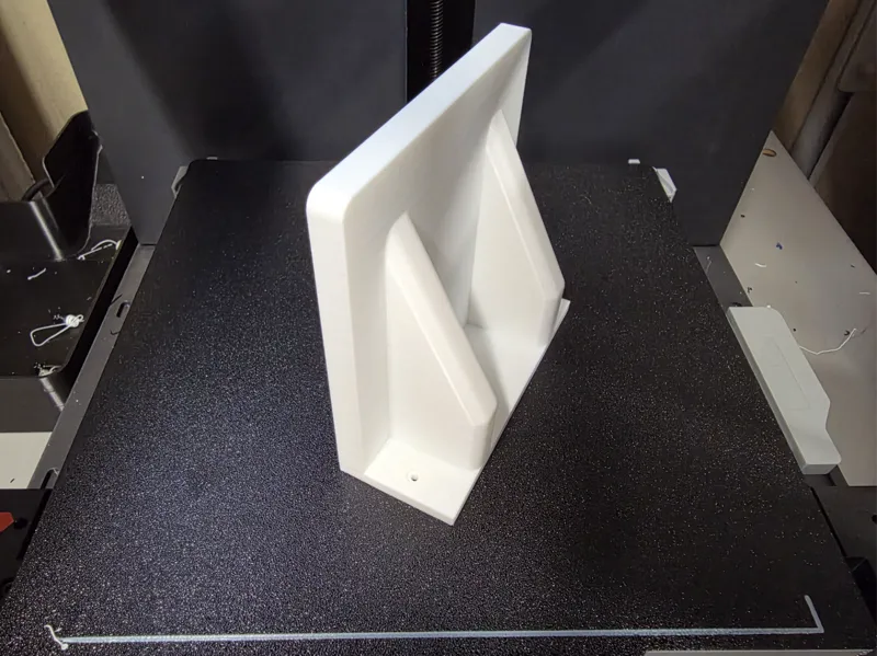 Small but sturdy shelf