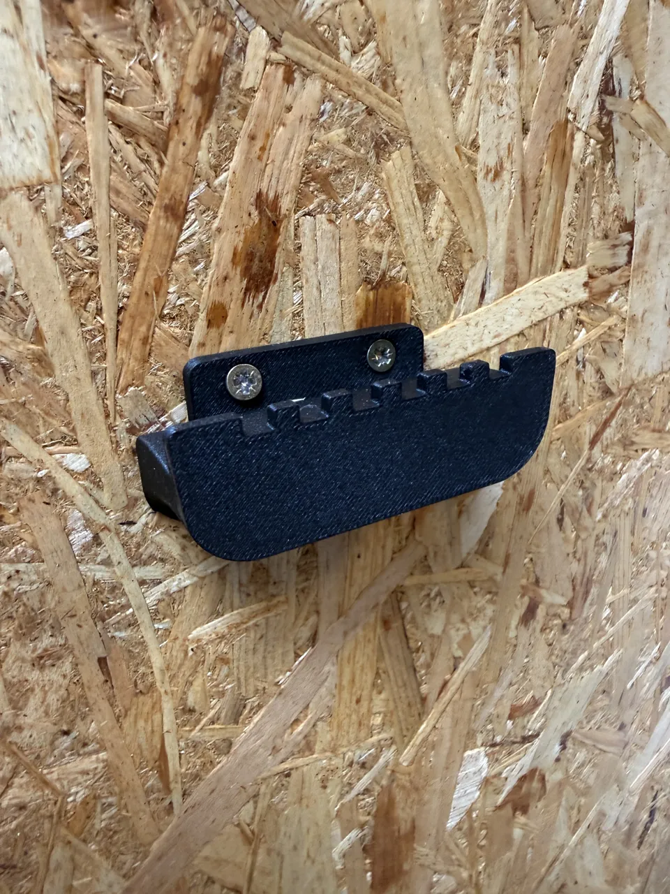 Ryobi Inflator / RMI18 Wall Hanger view 2