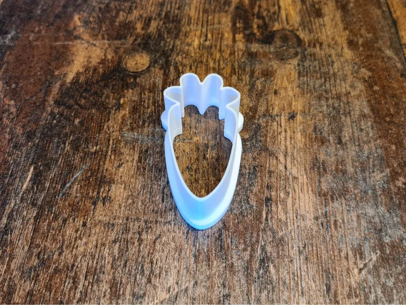 Easter: carrot cookie cutter small