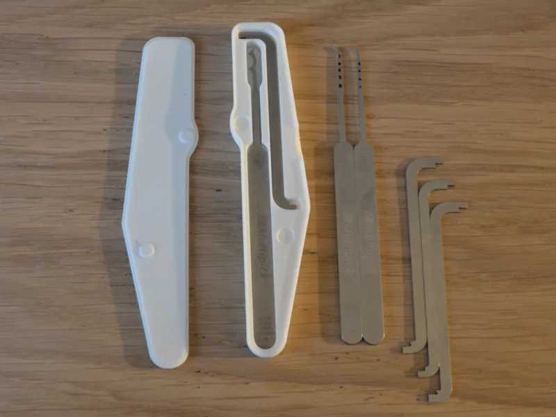 LockPicks Compact Magnetic Case