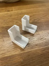 Vertical 90 degree corner 0.2mm layer, 2 walls, 15% infill