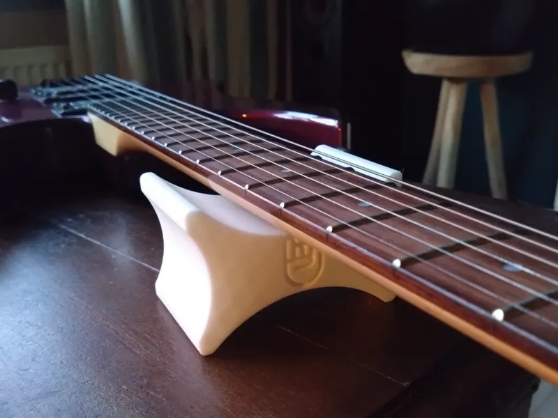 Guitar Neck Support