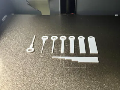 tatting ruler. shuttle lace ear gauge.