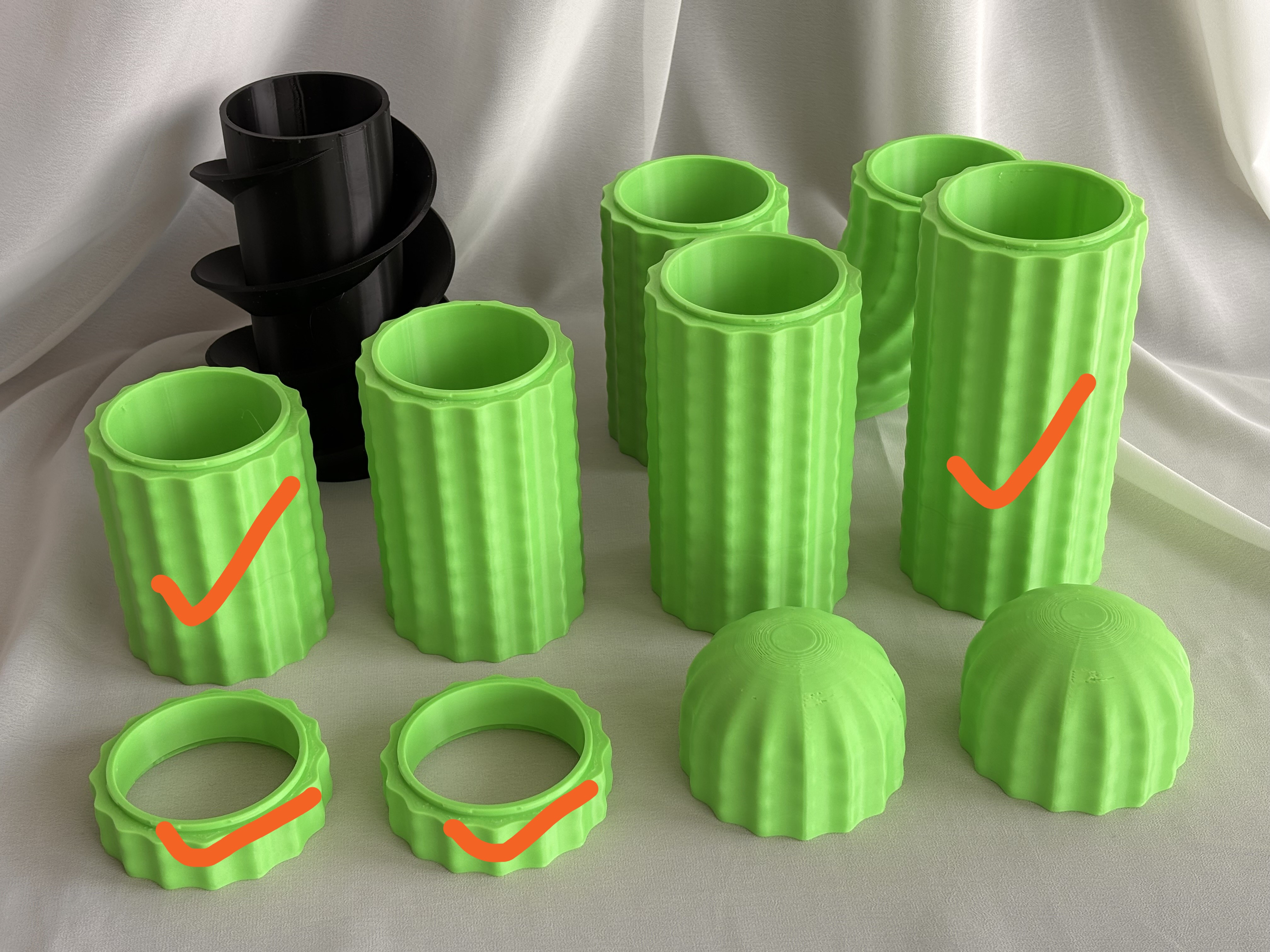 Miniatura 3 do modelo 3D 适合多种易拉罐尺寸的模块化仙人掌沙滩杯架