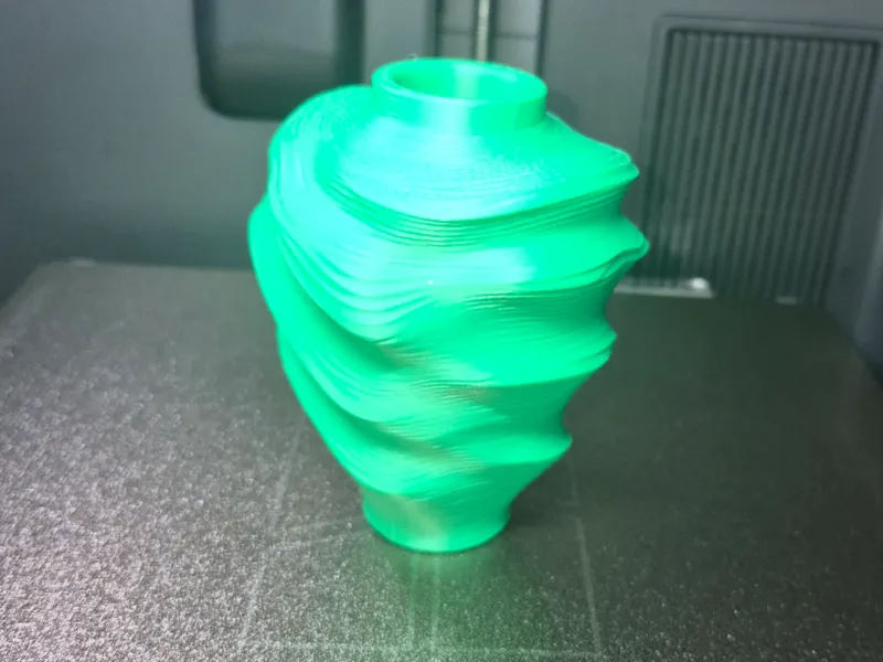 Parametric Wave Vase - Organic Architectural Decor