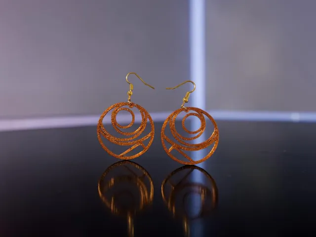 Geometric lines earrings