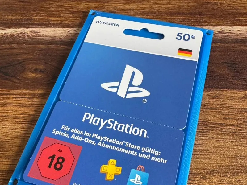 PSN Gift Card with Screws - Present Trap