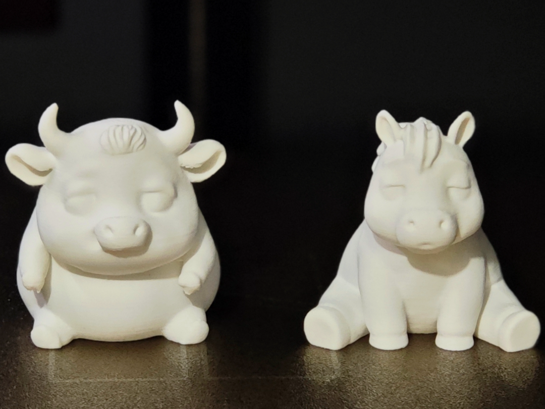 Miniatura 1 do modelo 3D 办公摆件系列——天选牛马