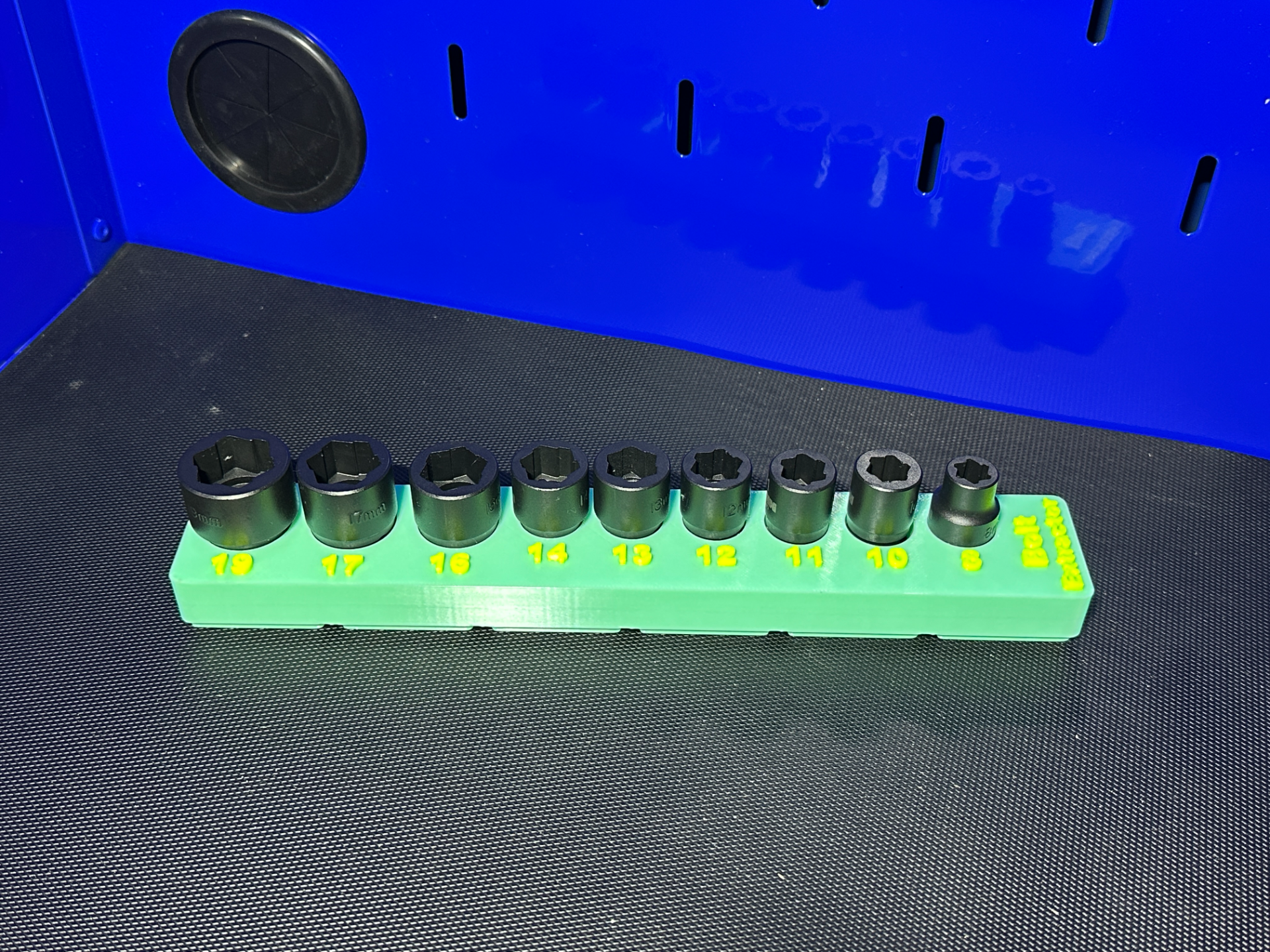 Gridfinity Quinn METRIC Bolt Extractor Socket Tray