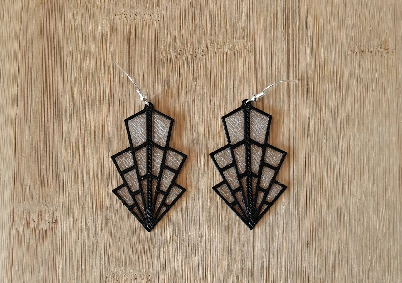 Art Déco Earrings view 3