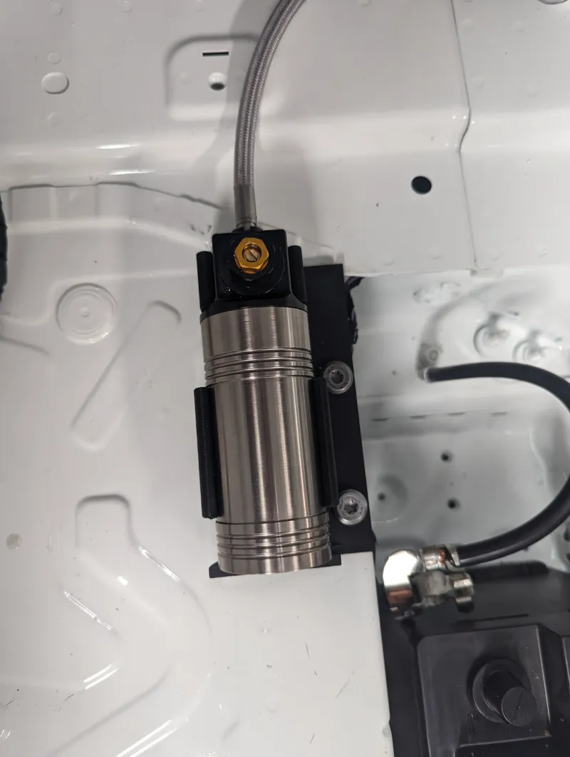 MCA Remote Reservoir Holder