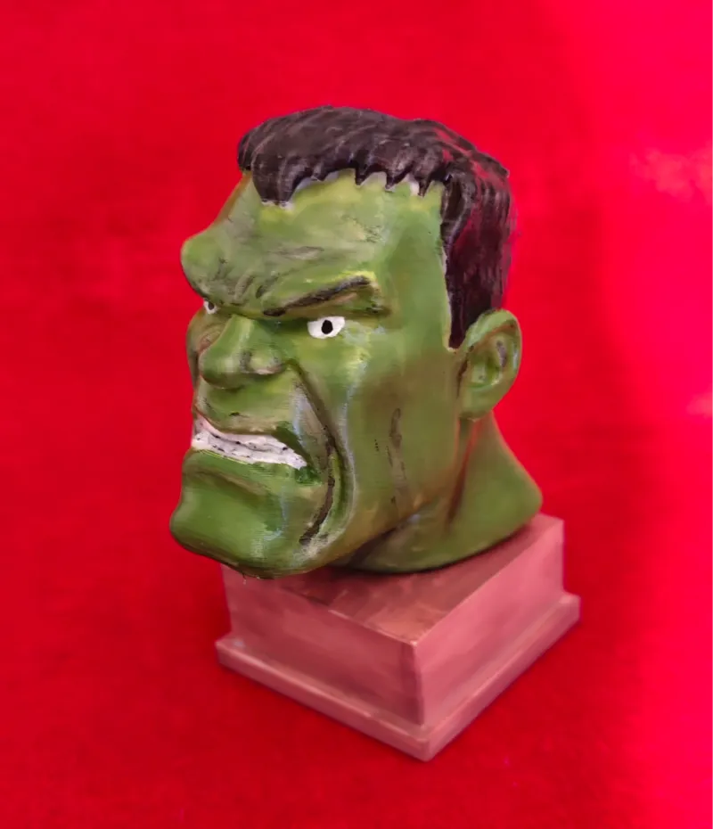 Busto de Hulk