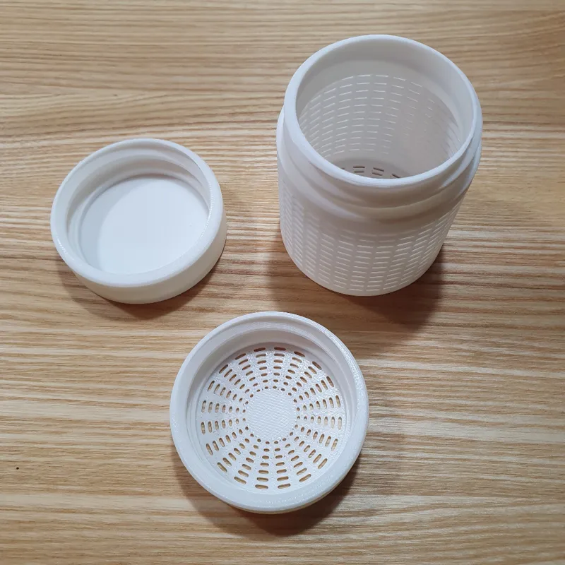 Desiccant container for Bambu Spool