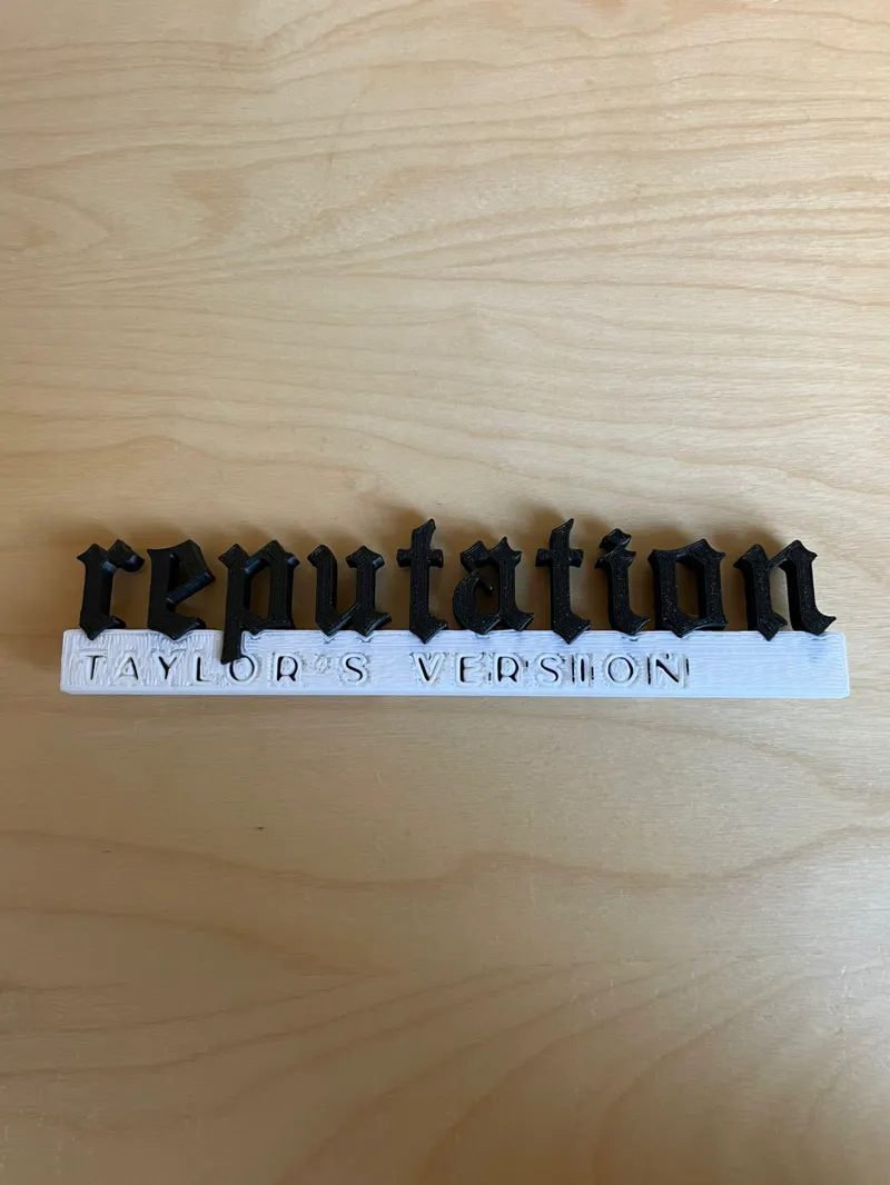CD Stand Reputation Album