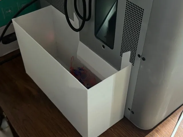 Poop Bucket with Filament Blocker and 6x3mm magnets