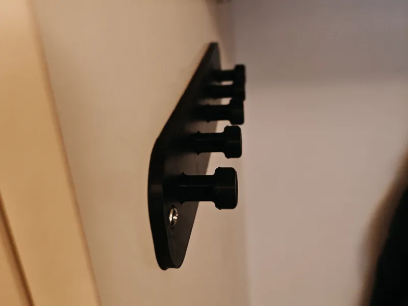 Wall mounted rack