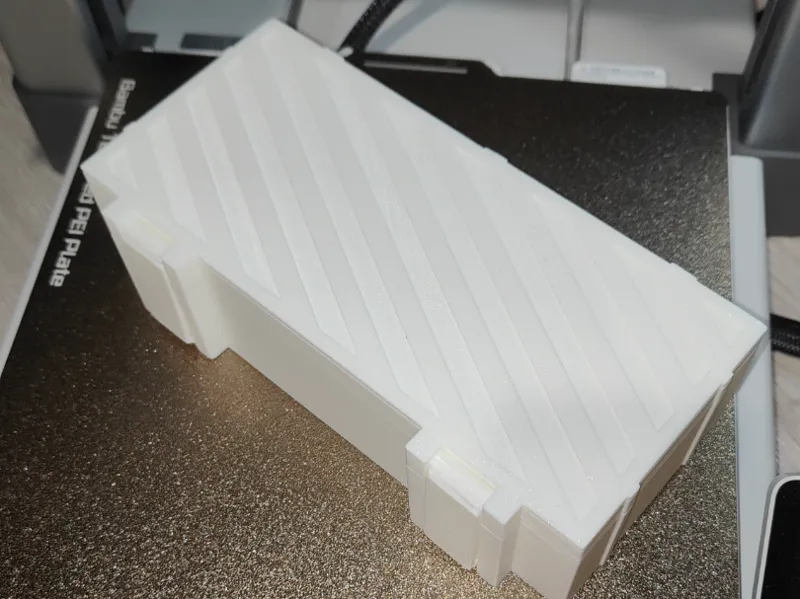 Boite avec fermeture 200X85