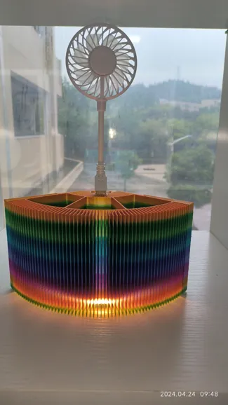 Pen container 笔筒