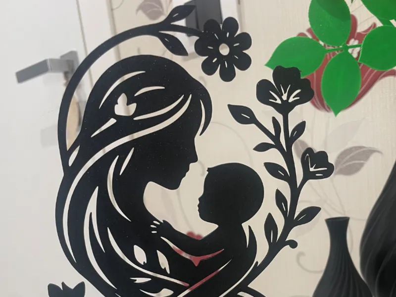 Mamma e bimbo floreale (Motherhood Flower Art)