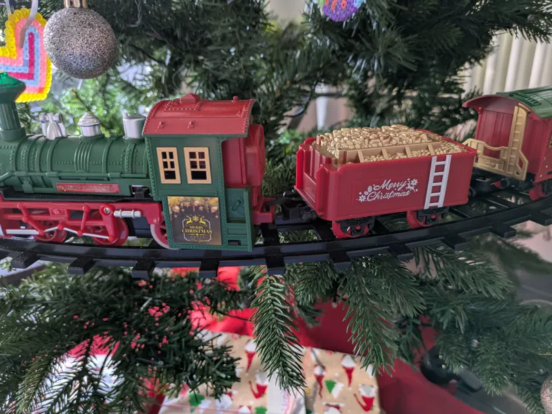 XMas ACTION Train Connector Clip 