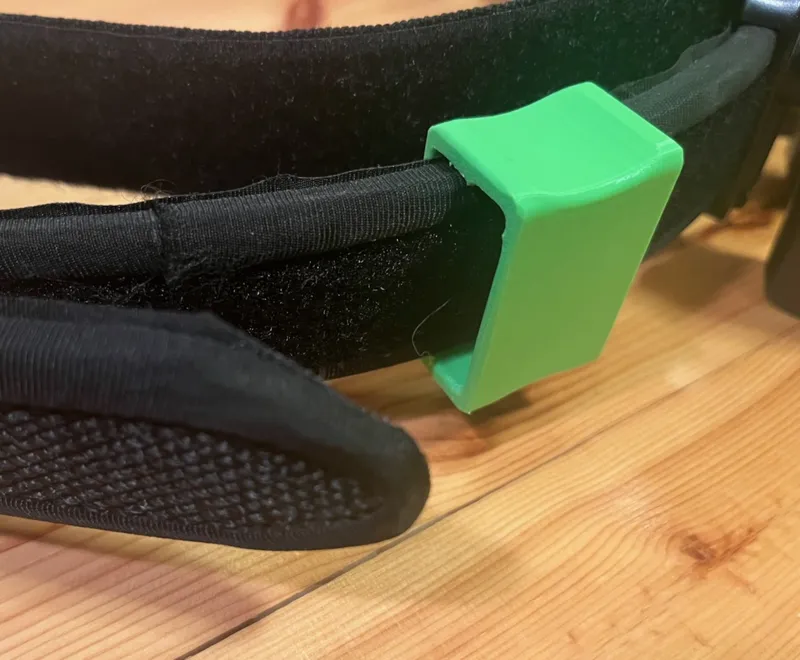 Keeper buckle for inner/outer competition gun belt