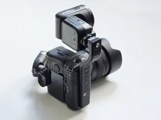 Canon R5+BG & Godox V100C Portrait Flash Bracket