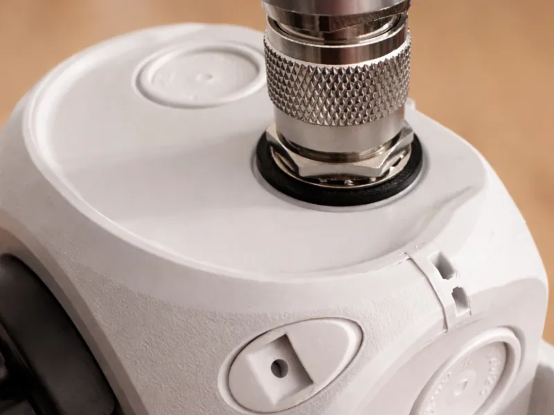 Type N antenna mount to metric adapter