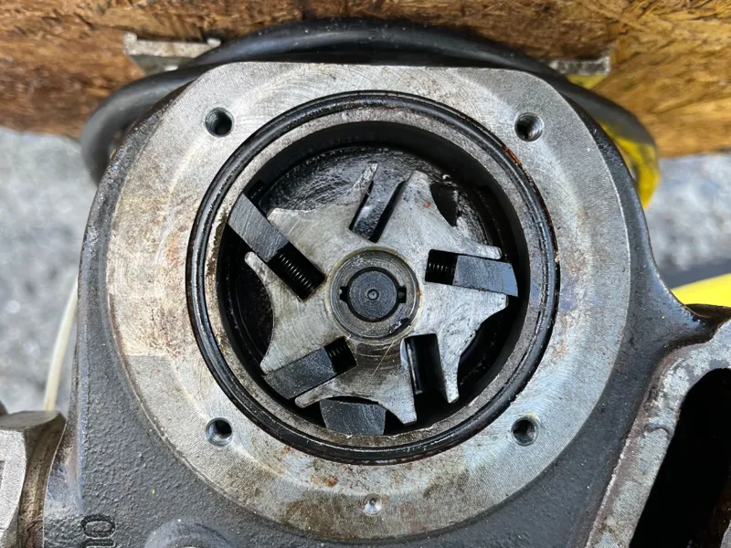 Liquid Transfer Pump Wipers