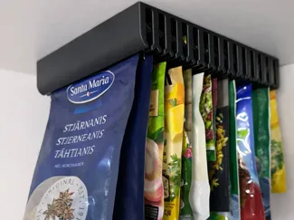 Under-Shelf Spice Pack Organizer