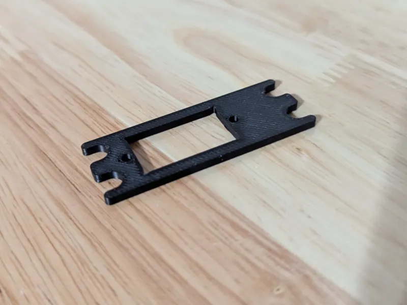Micro to standard servo adapter plate