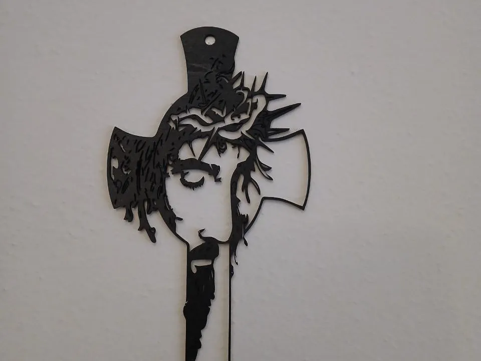 Visage du Christ sur croix