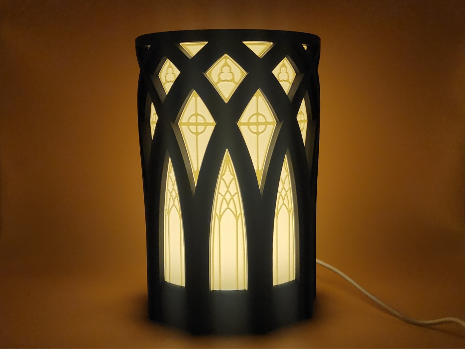Gothic Arch Design Desk Lamp - LED Kit 001