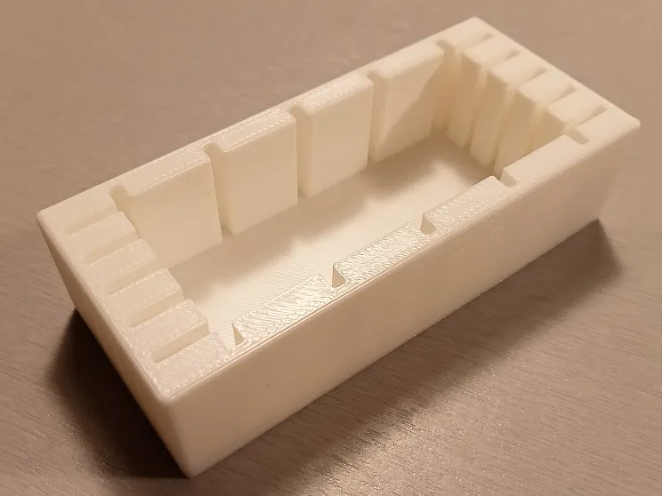 Laboratory blade holder - Compact storage