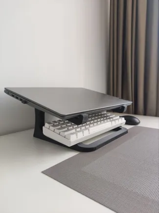 Aesthetic laptop support
