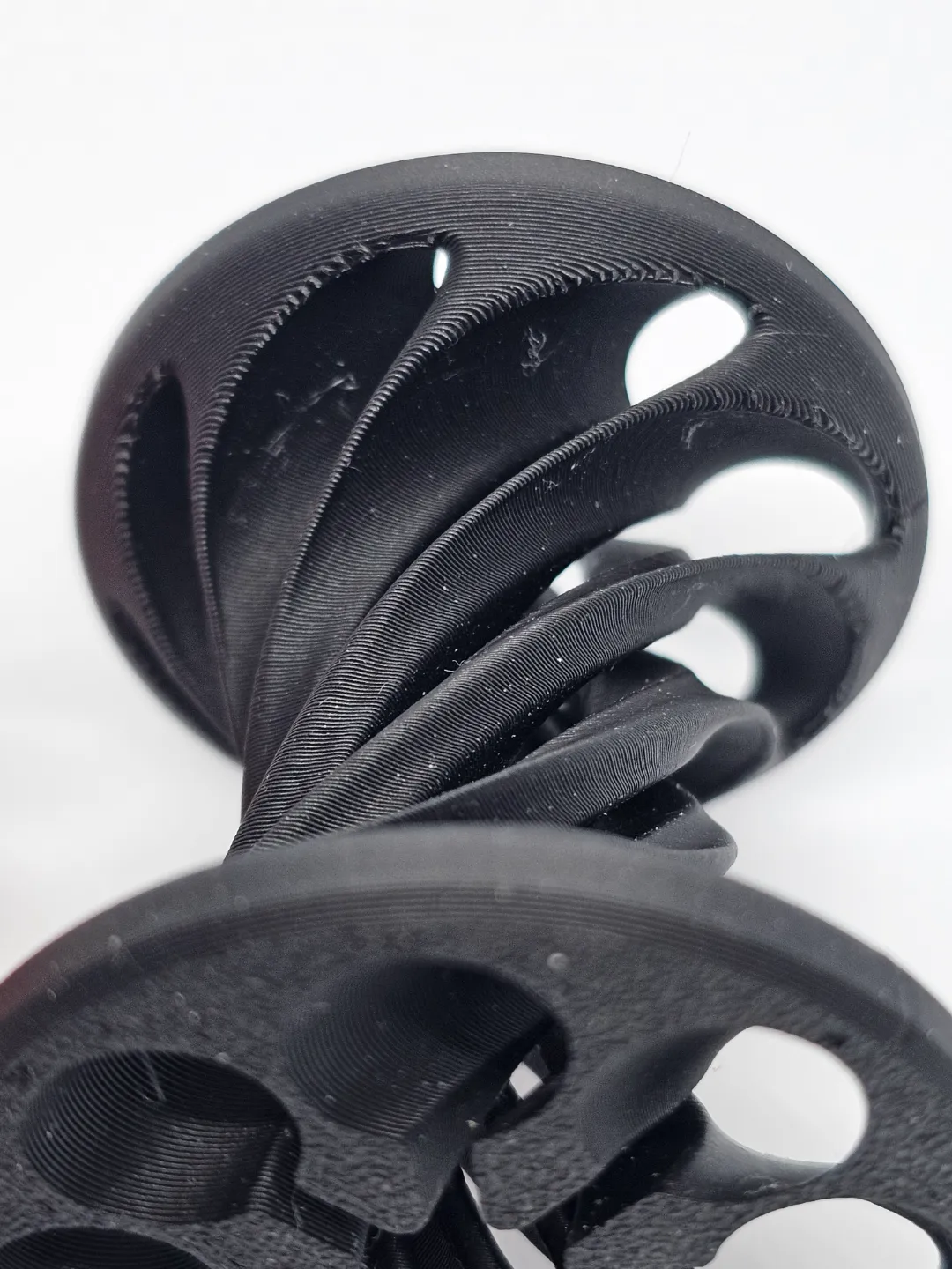 Impossible Vortex Passthrough illusion - Version 2 view 3