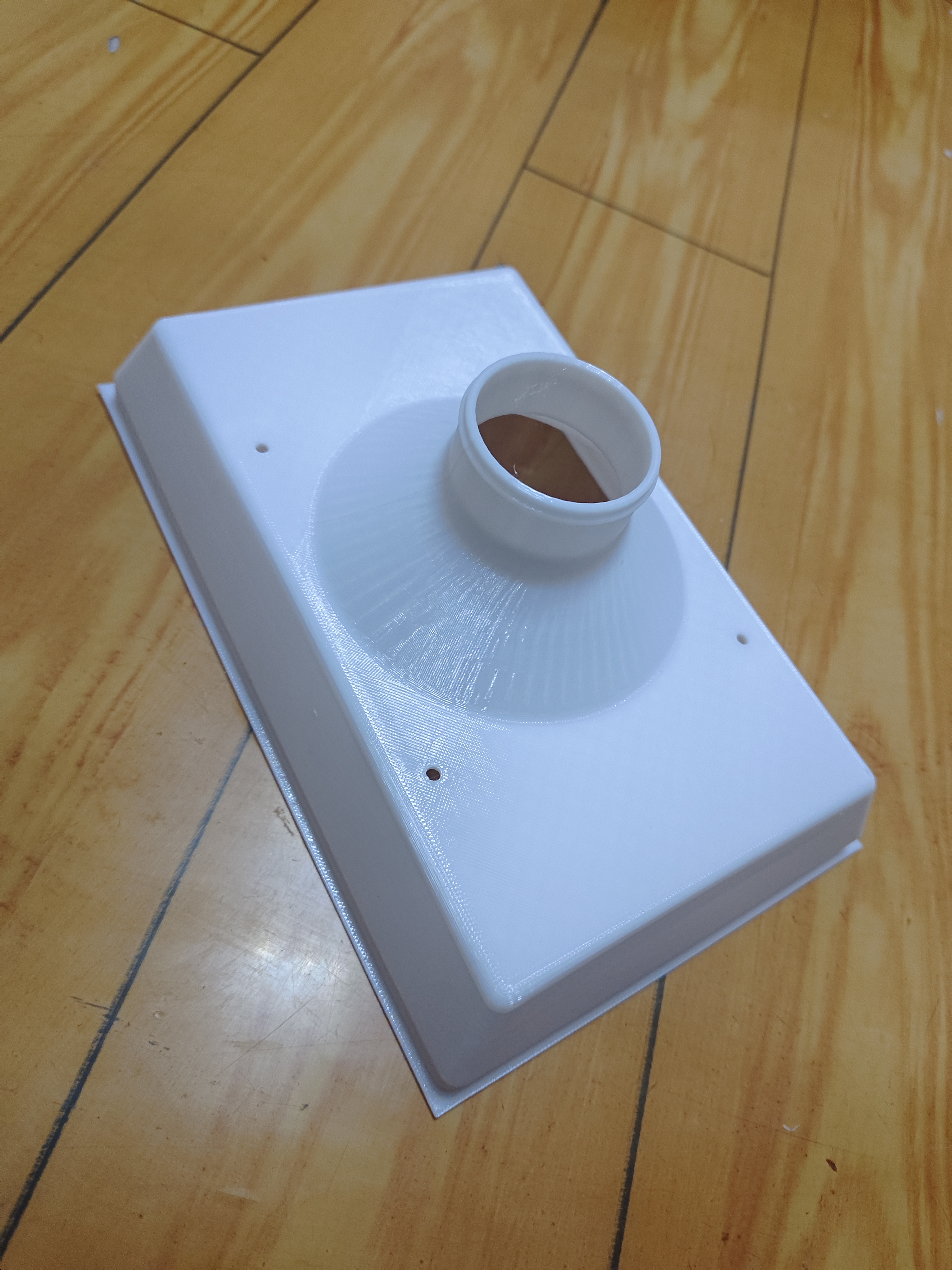 Miniatura 1 do modelo 3D 封箱排气罩