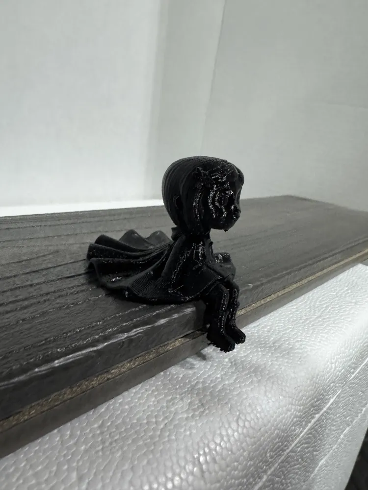 Ledge Sitter Chibi Series: Coraline - Free 3D Print Model - MakerWorld